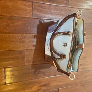 Dooney and Bourke bag